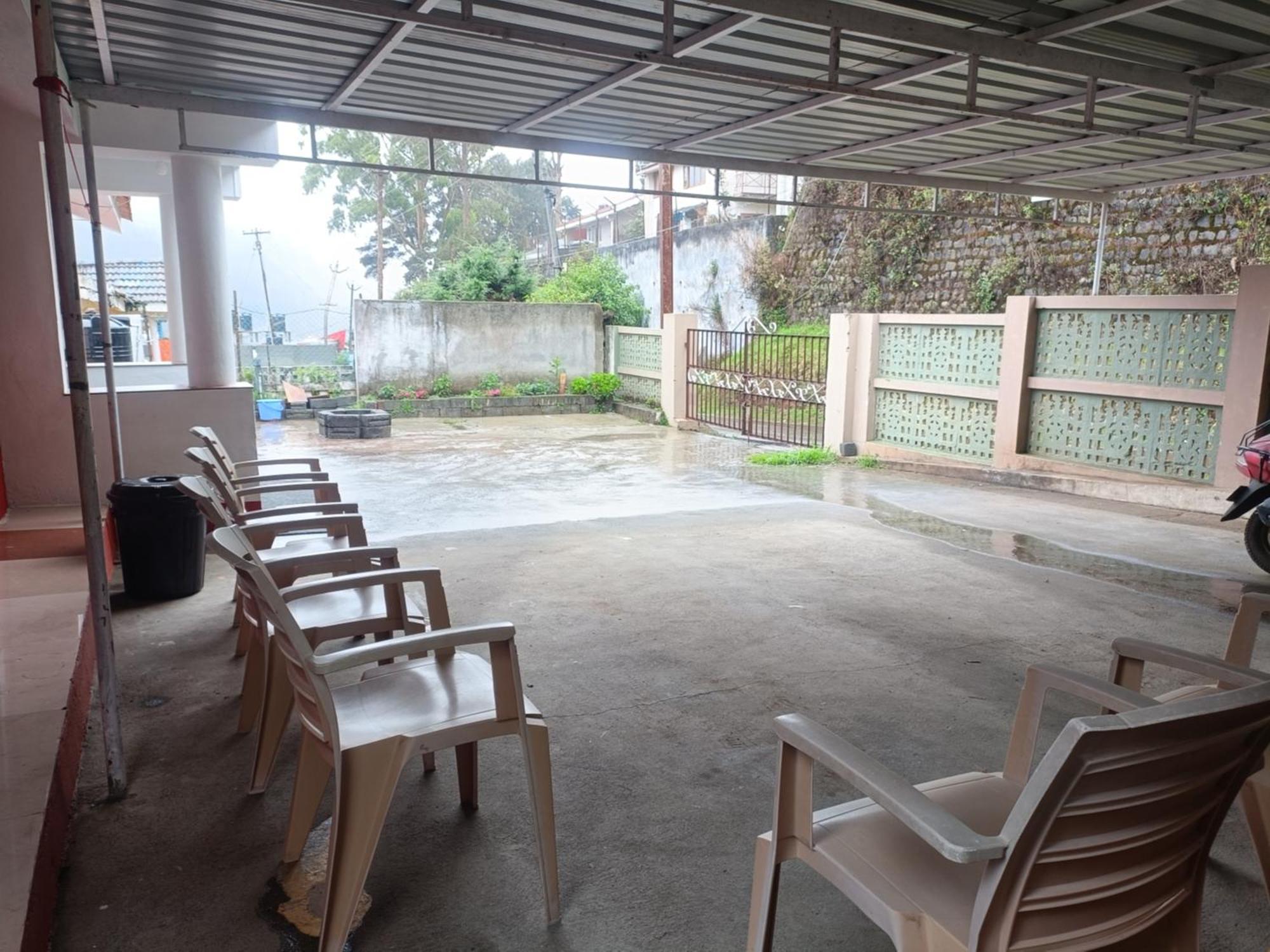 Little Castle Homestay Ooty